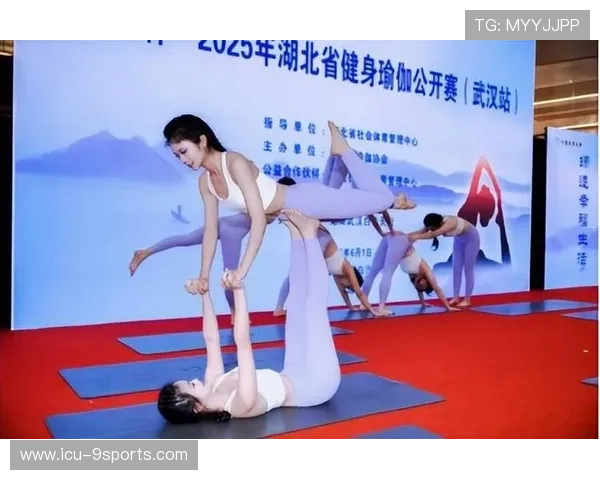 瑜伽选手在国际比赛中获得最佳表现奖，世界瑜伽冠军的表演